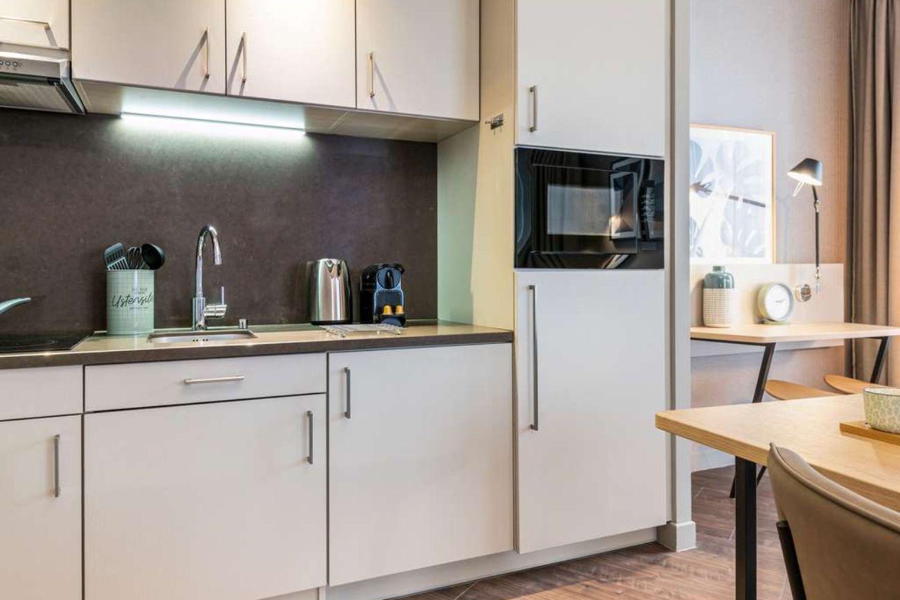 Keuken studio Aparthotel Adagio Nation